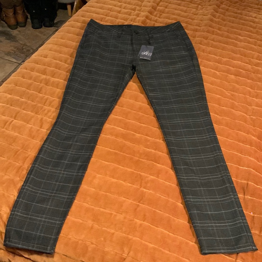 Beeinspired chino slacks